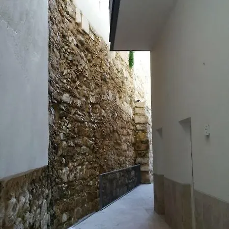 아파트 Miradouro De Santa Luzia 리스본